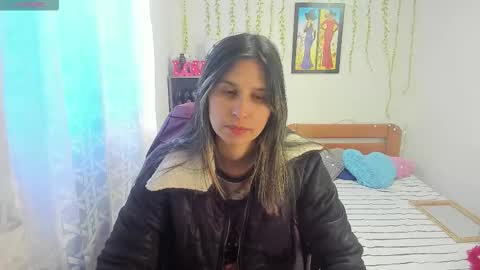 Lauren Independent model online show from 10.27.25