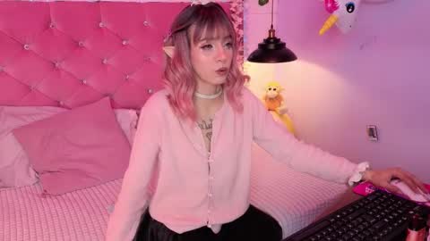 Lauren evans9 online show from 02.27.26