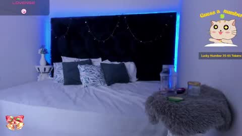 Lauren online show from 02.07.25