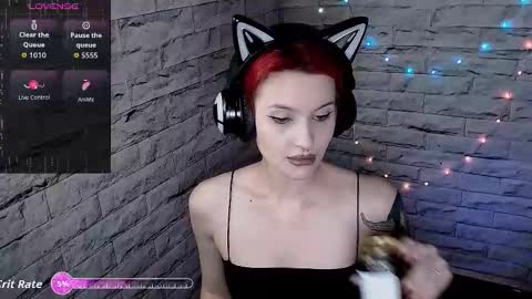 Snapshot of lauren_raquel chatting on 02.24.26 Eva online show from 02.24.26