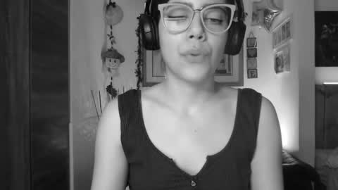 Lauren online show from 12.10.24