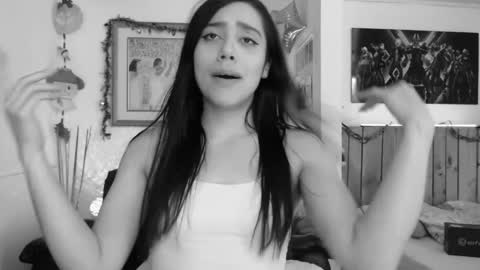 Lauren online show from 12.14.24