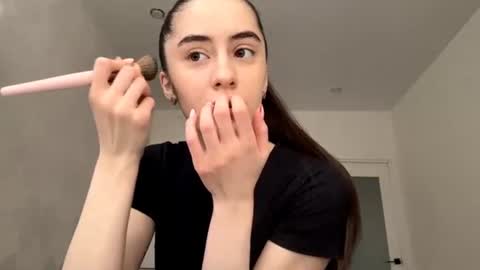 Snapshot of laurenadupuy chatting on 06.15.26 laurenadupuy online show from 06.15.26