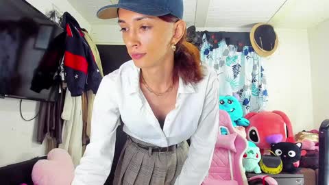 SF online show from 01.22.25