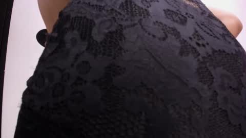 laurendpink online show from 04.10.26