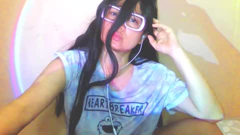 Snapshot of laurengirls1 chatting on 02.16.26 onlyfan laureng7 - 7 laureng2 online show from 02.16.26