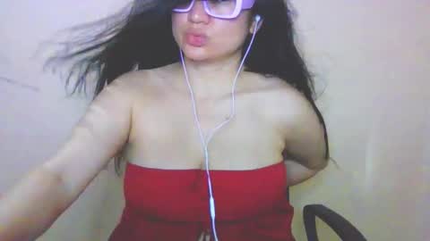 Snapshot of laurengirls1 chatting on 02.24.26 onlyfan laureng7 - 7 laureng2 online show from 02.24.26