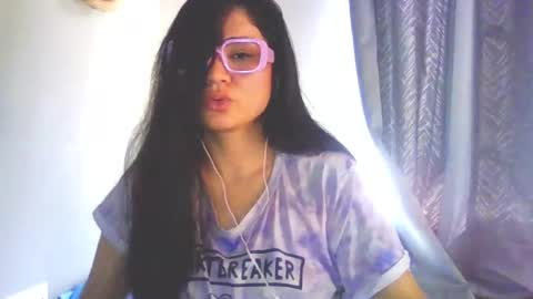 Snapshot of laurengirls1 chatting on 03.05.26 onlyfan laureng7 - 7 laureng2 online show from 03.05.26