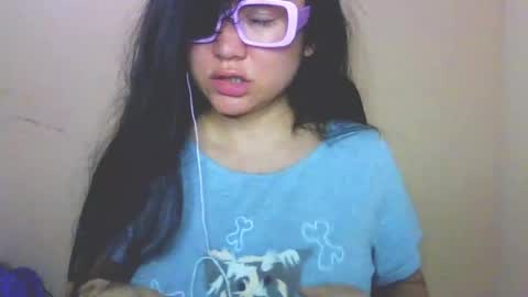 Snapshot of laurengirls1 chatting on 03.23.26 onlyfan laureng7 - 7 laureng2 online show from 03.23.26