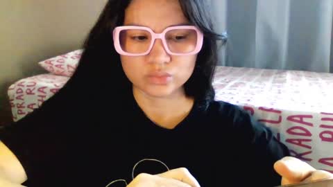Snapshot of laurengirls1 chatting on 04.09.26 onlyfan laureng7 - 7 laureng2 online show from 04.09.26