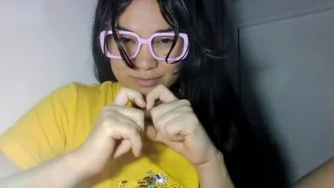 Snapshot of laurengirls1 chatting on 04.22.26 onlyfan laureng7 - 7 laureng2 online show from 04.22.26