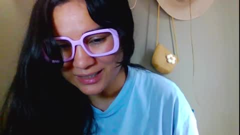Snapshot of laurengirls1 chatting on 04.29.26 onlyfan laureng7 - 7 laureng2 online show from 04.29.26