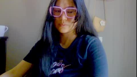 Snapshot of laurengirls1 chatting on 05.06.26 onlyfan laureng7 - 7 laureng2 online show from 05.06.26