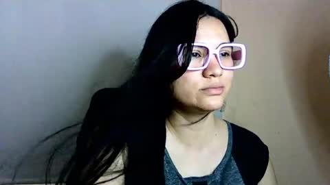 Snapshot of laurengirls1 chatting on 05.23.26 onlyfan laureng7 - 7 laureng2 online show from 05.23.26