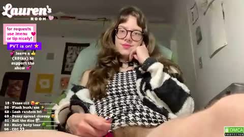 Snapshot of laurenipsumsit chatting on 07.30.26 Lauren online show from 07.30.26