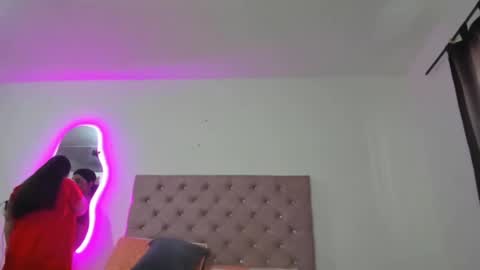 laurenlaine online show from 03.08.25