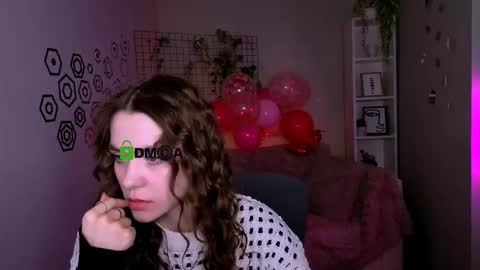 Snapshot of laurenmurrr chatting on 02.20.26 Laure online show from 02.20.26