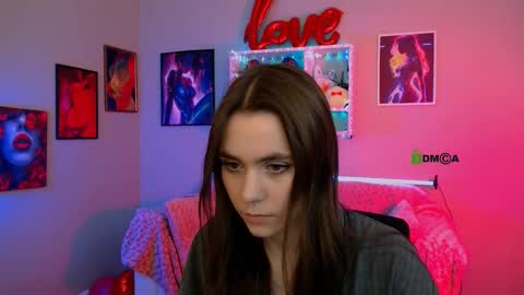 Laure online show from 03.23.26