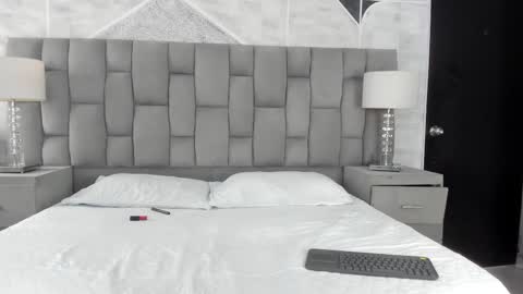 Lauren  online show from 02.14.26