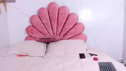 Lauren  online show from 03.13.26