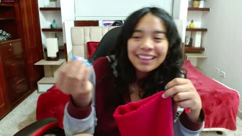 laurent online show from 01.21.25