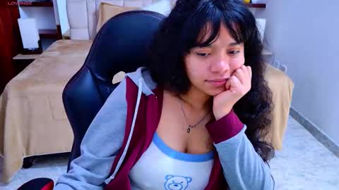 laurent online show from 10.15.25