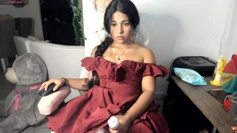 Snapshot of laurent_jones chatting on 01.01.25 daniela angel     online show from 01.01.25