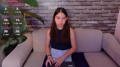 Snapshot of laurent_scott chatting on 12.18.25 Hanna online show from 12.18.25