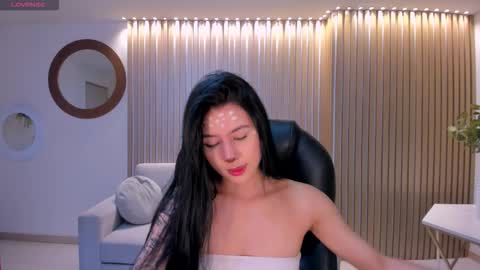 Lau  online show from 11.01.25