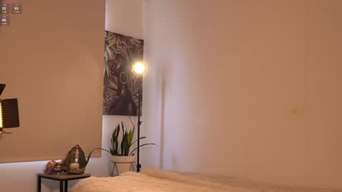 Snapshot of laurita_4 chatting on 02.10.25 laurita_4 online show from 02.10.25