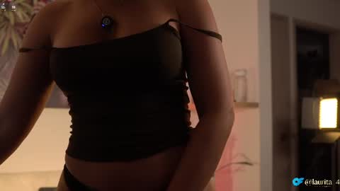 Snapshot of laurita_4 chatting on 06.22.26 laurita_4 online show from 06.22.26