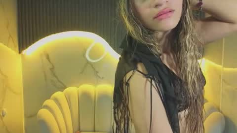 Laurita  online show from 11.07.25