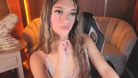 Laurita  online show from 11.22.25