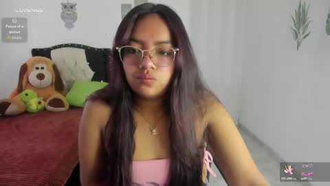 Snapshot of lauu7 chatting on 08.04.26 lauu7 online show from 08.04.26
