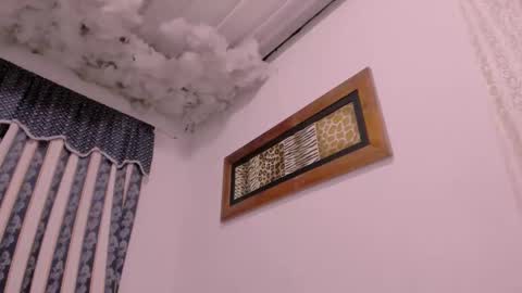 Snapshot of lauu_g chatting on 12.05.25 Lauu G online show from 12.05.25