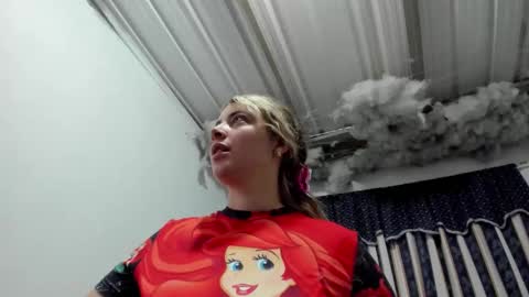 Snapshot of lauu_g chatting on 02.07.26 Lauu G online show from 02.07.26