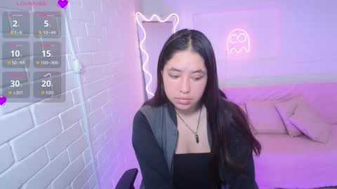 Lauxury  online show from 09.20.25