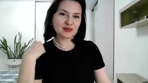 Diana  online show from 09.19.25