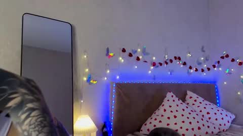 Snapshot of lavenderlav chatting on 03.02.25 Melissa online show from 03.02.25