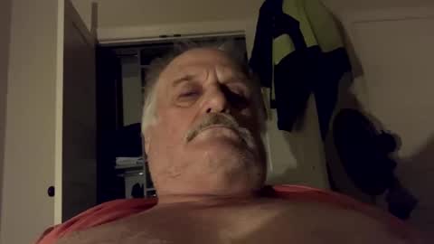 Snapshot of lawilling chatting on 09.23.25 lawilling online show from 09.23.25