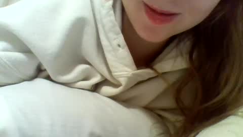 layannalea online show from 12.10.24