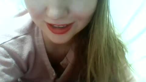 layannalea online show from 01.24.25