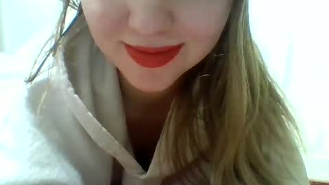 layannalea online show from 01.25.25