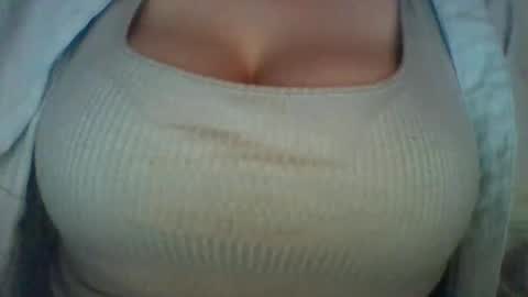 layannalea online show from 11.28.25