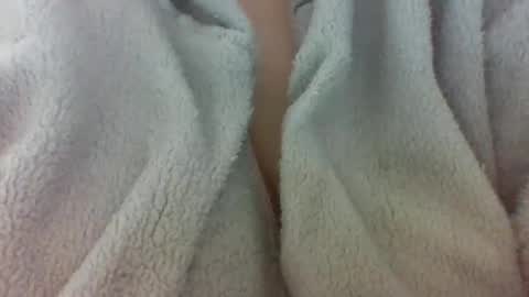 layannalea online show from 01.14.26