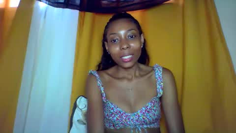 Snapshot of layannek chatting on 12.05.25 layannek online show from 12.05.25