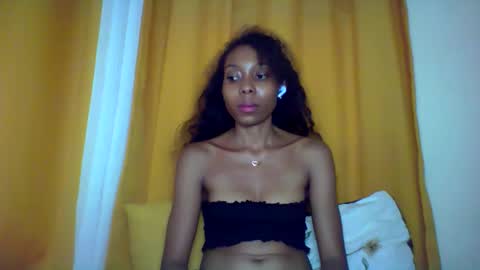 Snapshot of layannek chatting on 01.05.26 layannek online show from 01.05.26