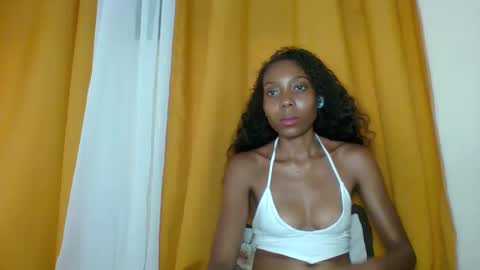 Snapshot of layannek chatting on 01.10.26 layannek online show from 01.10.26