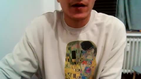 Snapshot of laydyys chatting on 02.22.25 laydyys online show from 02.22.25