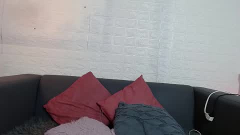 Layla online show from 02.10.25